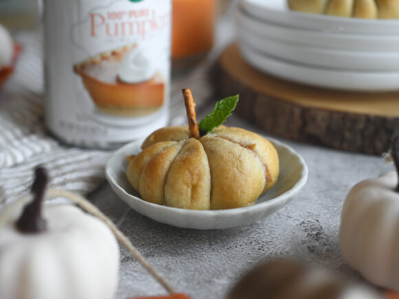 Pumpkin Cheesecake Crescent Pumpkins