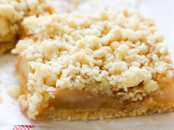 Apple Crumble Bars