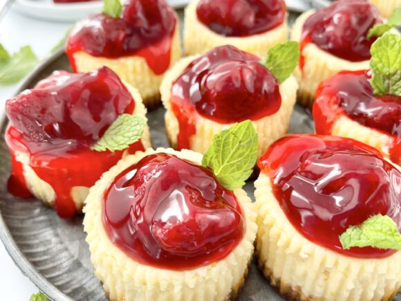 Mini Strawberry Cheesecakes