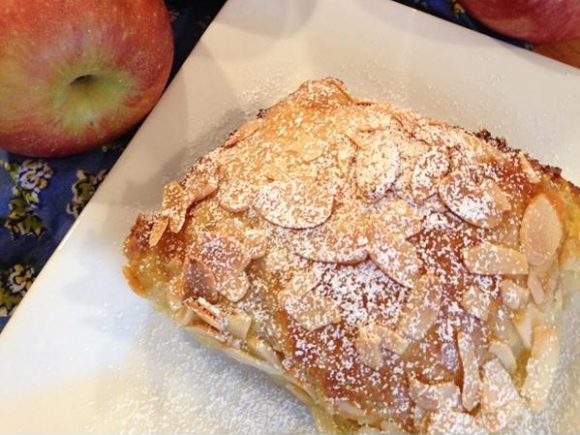 Crème Brulee Apple Tart