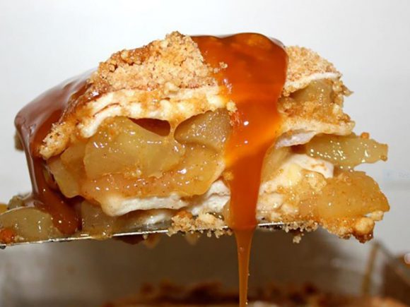 Dutch Apple Pie Lasagna