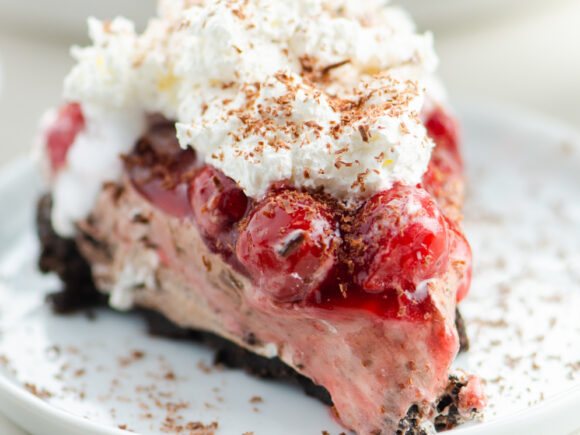 No Bake Cherry Hot Chocolate Cheesecake