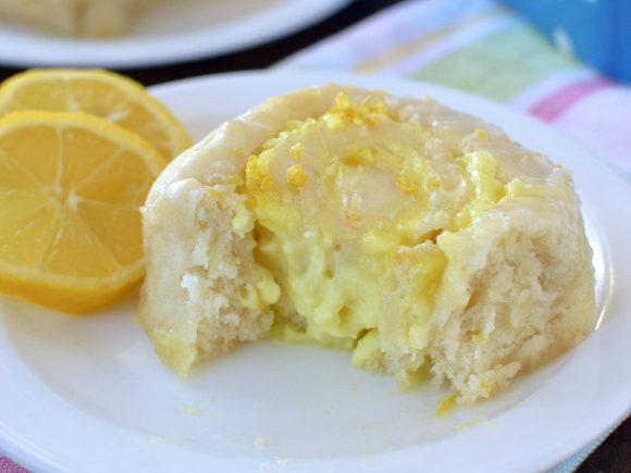 Lemon Cheesecake Rolls