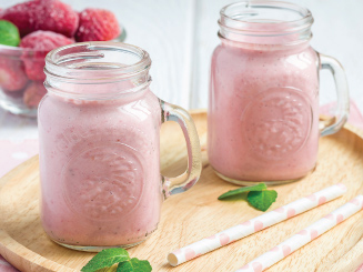 Strawberry-Cheesecake Shake