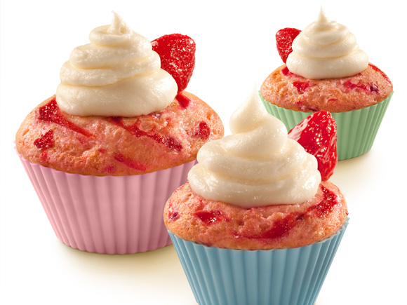 Strawberry Cupcakes with Buttercream Icing