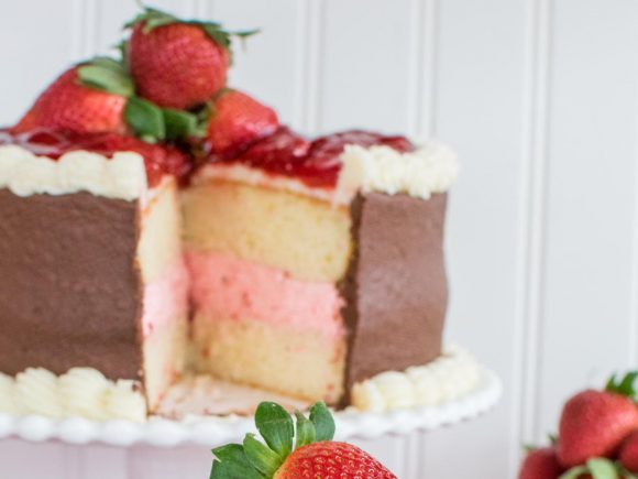 Strawberry Mousse Cake