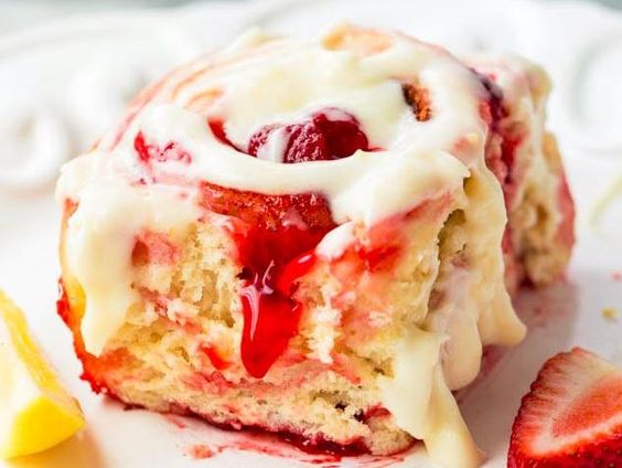 Strawberry Cinnamon Rolls with Lemon Cream Cheese Glaze